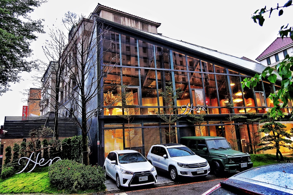 【台中手工喜餅】Hera赫拉頂級喜餅│台中七期質感婚禮喜餅推薦│獨特口味令人難忘│讓人一見鍾情的喜餅 @混血珊莎的奇幻旅程