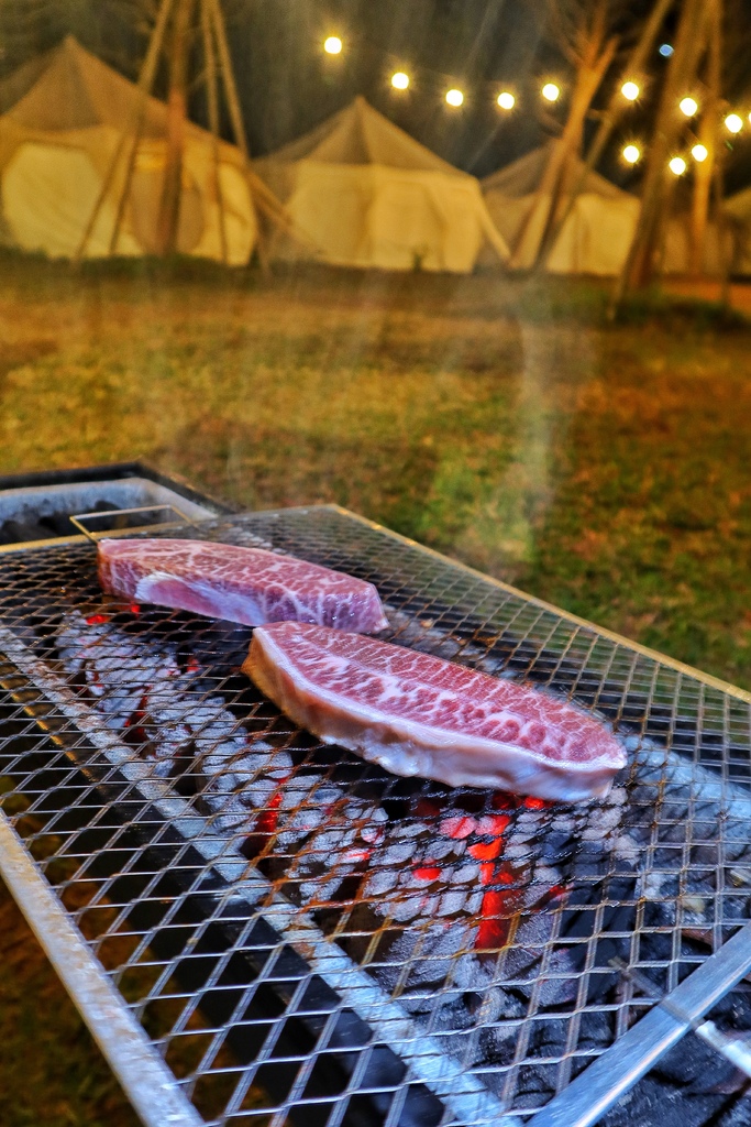 【苗栗露營車】山美學，大湖懶人露營，烤肉BBQ晚餐，遠離塵囂的絕美山景! @混血珊莎的奇幻旅程