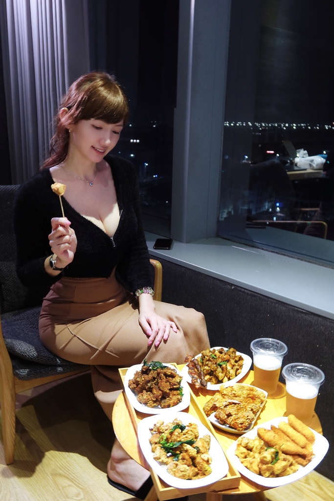 【台中雞排】熊掌香雞排，比臉大雞排酥脆多汁，必吃台式復古鹹酥雞，自製醃料雞排健康又美味! @混血珊莎的奇幻旅程