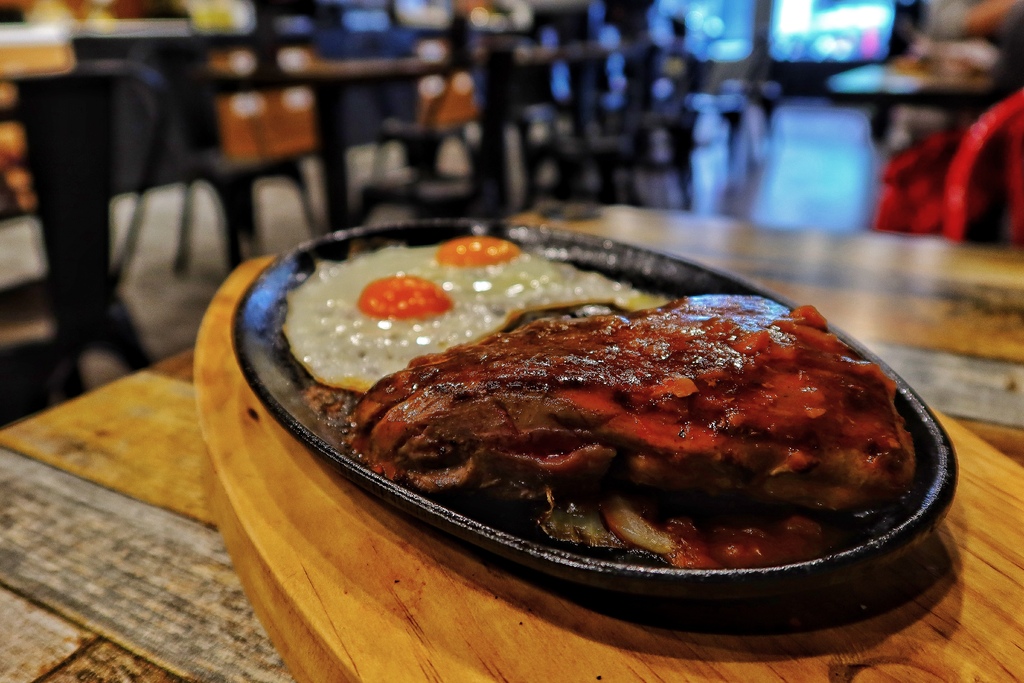 【新竹東區美食】厚作本舖，還有自助吧麻辣燙、爆米花、飲料通通吃到飽! @混血珊莎的奇幻旅程