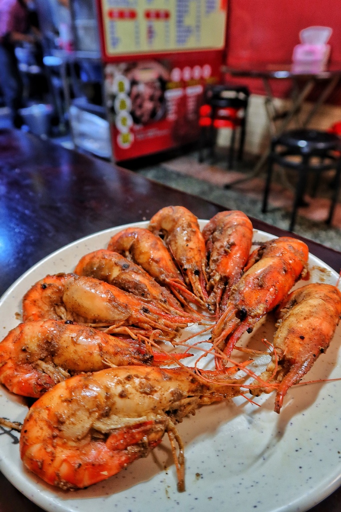 【新竹熱炒】皇品食補岡山羊肉快炒店，來自岡山的羊肉名店，必吃平價美味薑母鴨! @混血珊莎的奇幻旅程
