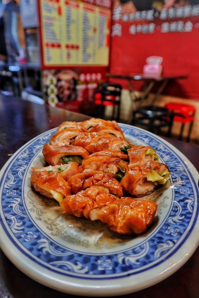 【新竹熱炒】皇品食補岡山羊肉快炒店，來自岡山的羊肉名店，必吃平價美味薑母鴨! @混血珊莎的奇幻旅程