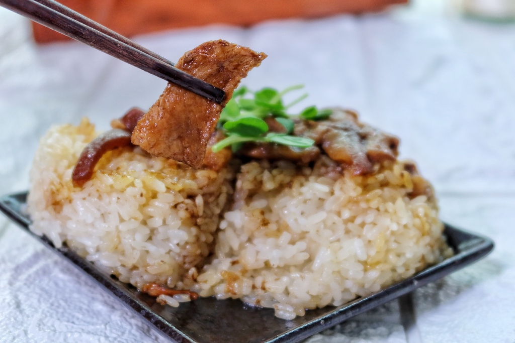 【宅配美食】台中清水知名小吃-王塔米糕店│筒享禮盒在家也能享受清水美食│年節送禮好選擇│防疫美食推薦 @混血珊莎的奇幻旅程