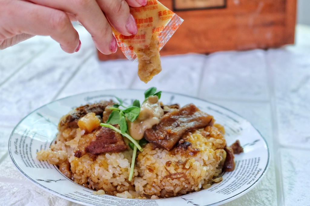【宅配美食】台中清水知名小吃-王塔米糕店│筒享禮盒在家也能享受清水美食│年節送禮好選擇│防疫美食推薦 @混血珊莎的奇幻旅程