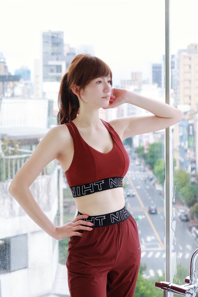 【運動服穿搭開箱】NIHT運動服│獨家研發蜜桃柔運動彈性布│舒適親膚/防曬/吸濕排汗│穿出運動時尚感 @混血珊莎的奇幻旅程