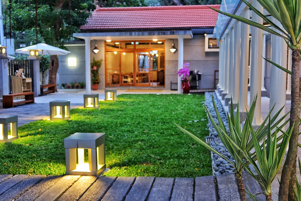 【時光樹影】日式古蹟洋小屋建築，河景第一排! @混血珊莎的奇幻旅程