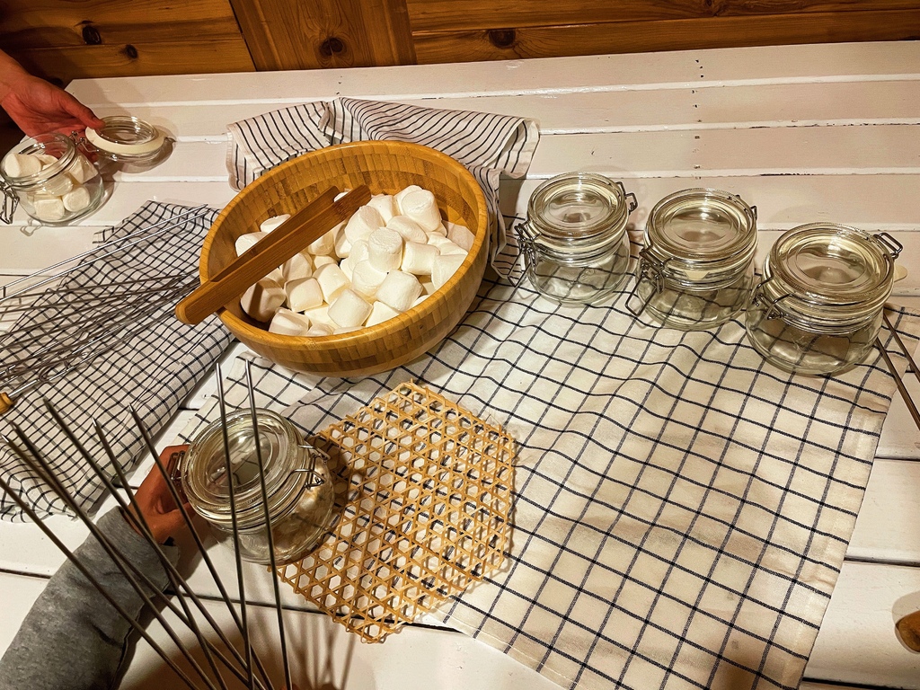 【新竹露營】蟬說霧繞，五峰鄉一泊二食免搭帳懶人露營賞櫻看螢火蟲! @混血珊莎的奇幻旅程