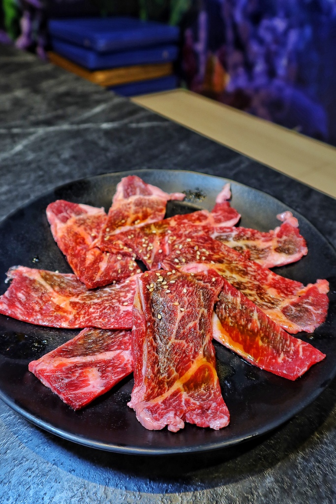 【桃園包廂餐廳】Shock燒肉A19環球青埔店｜和牛海鮮燒肉吃到飽，獨立包廂還有KTV唱到飽! @混血珊莎的奇幻旅程
