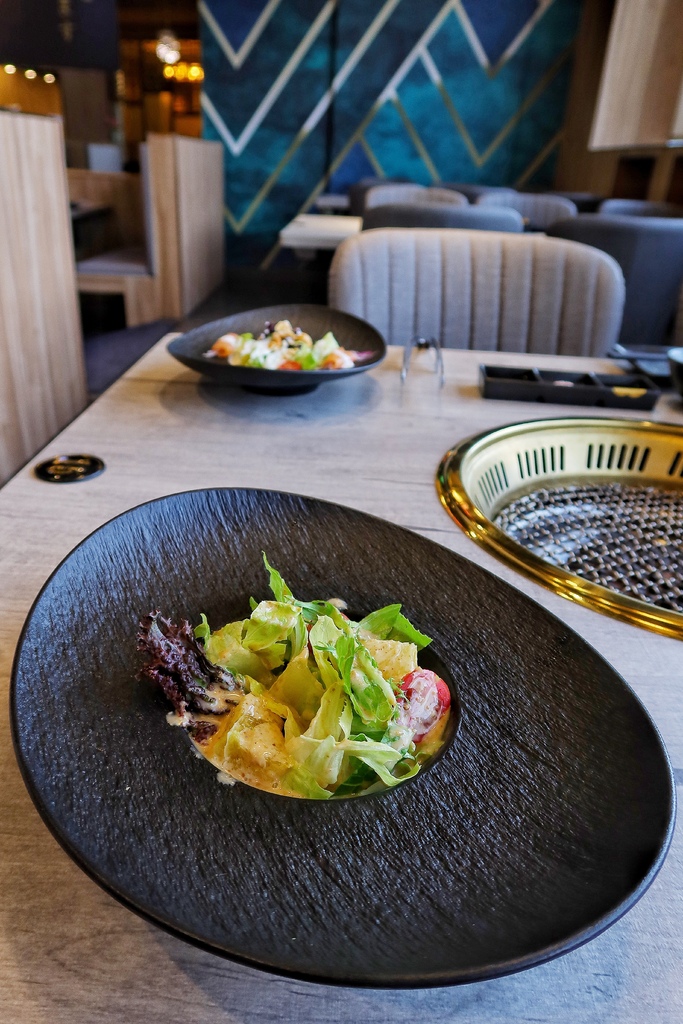 【信義區燒肉】揪餖燒肉│信義ATT頂級和牛燒烤│燈光美氣氛佳 台北慶生約會餐廳推薦 @混血珊莎的奇幻旅程