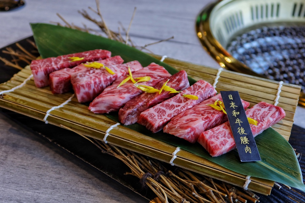 【信義區燒肉】揪餖燒肉│信義ATT頂級和牛燒烤│燈光美氣氛佳 台北慶生約會餐廳推薦 @混血珊莎的奇幻旅程