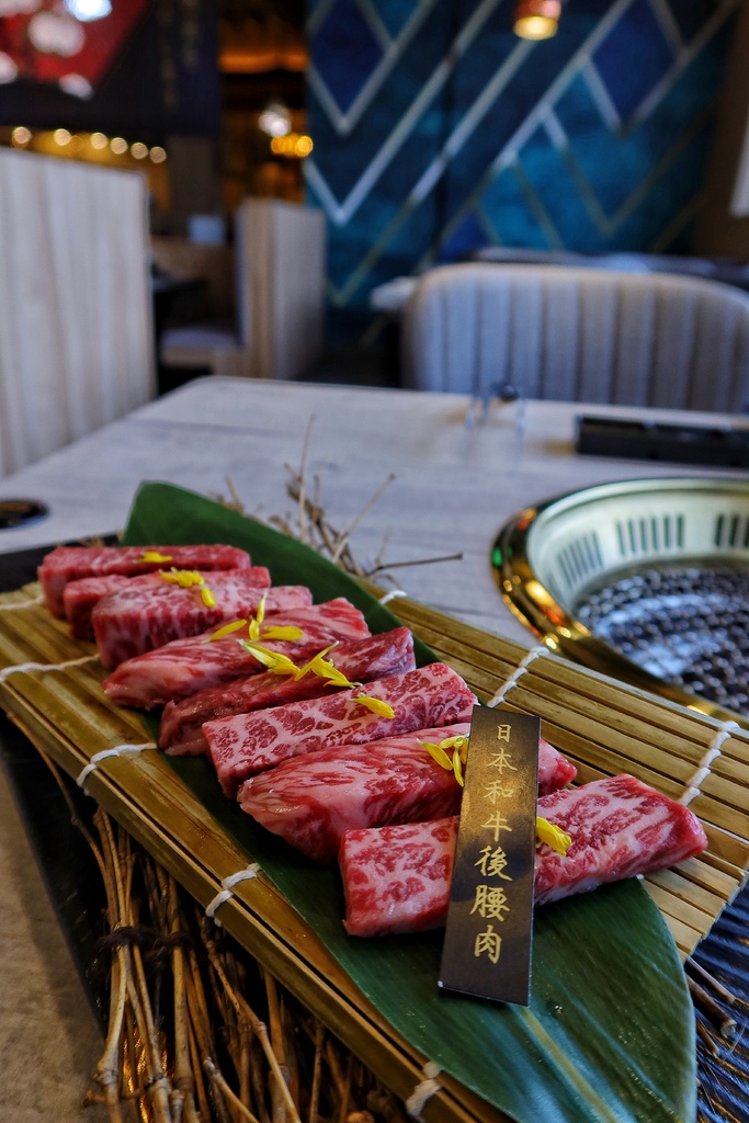 【信義區燒肉】揪餖燒肉│信義ATT頂級和牛燒烤│燈光美氣氛佳 台北慶生約會餐廳推薦 @混血珊莎的奇幻旅程