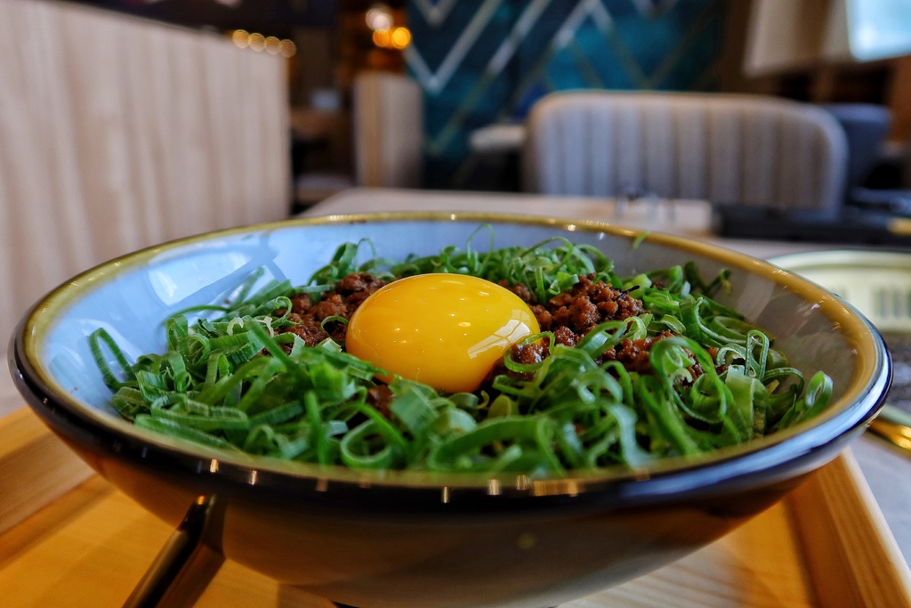 【信義區燒肉】揪餖燒肉│信義ATT頂級和牛燒烤│燈光美氣氛佳 台北慶生約會餐廳推薦 @混血珊莎的奇幻旅程