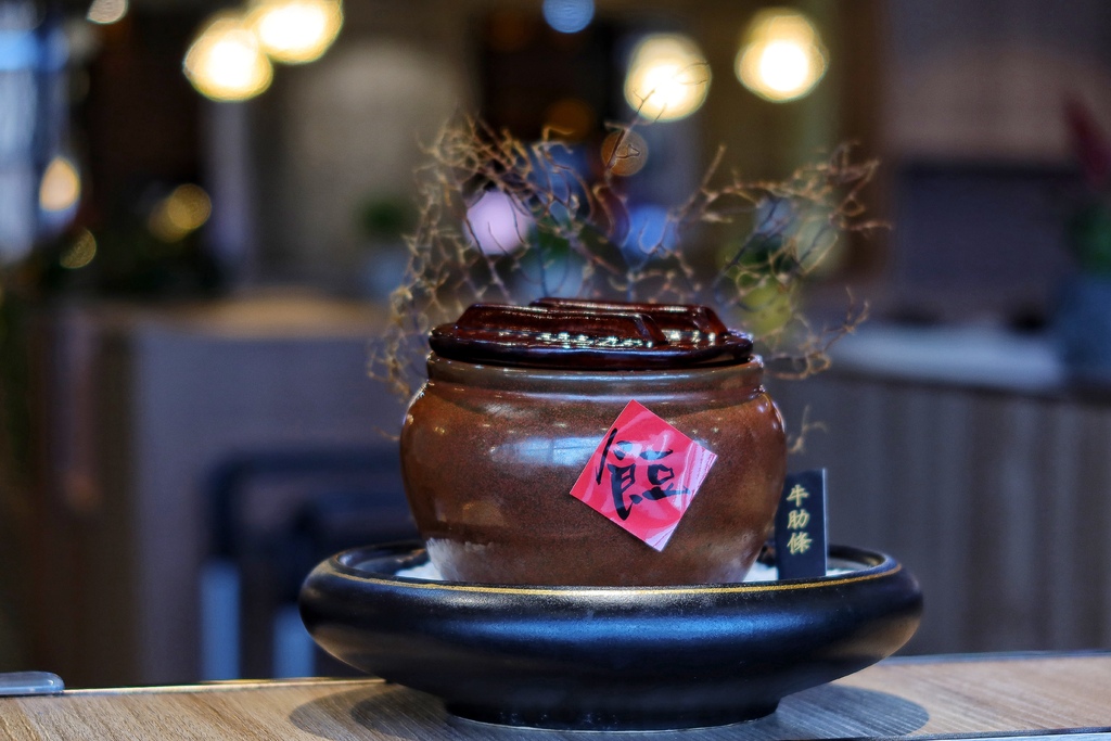 【信義區燒肉】揪餖燒肉│信義ATT頂級和牛燒烤│燈光美氣氛佳 台北慶生約會餐廳推薦 @混血珊莎的奇幻旅程