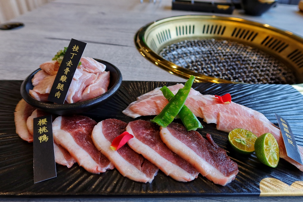 【信義區燒肉】揪餖燒肉│信義ATT頂級和牛燒烤│燈光美氣氛佳 台北慶生約會餐廳推薦 @混血珊莎的奇幻旅程