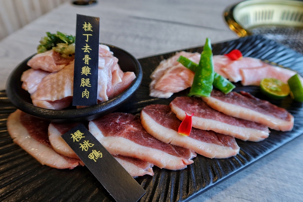 【信義區燒肉】揪餖燒肉│信義ATT頂級和牛燒烤│燈光美氣氛佳 台北慶生約會餐廳推薦 @混血珊莎的奇幻旅程