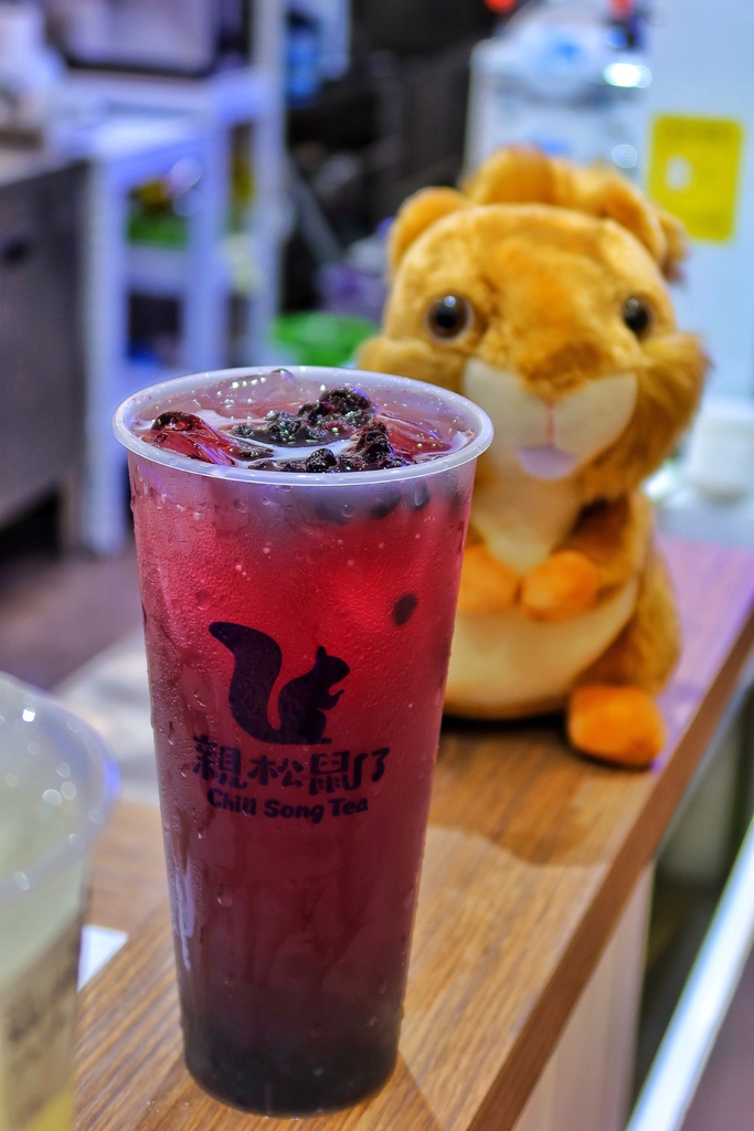 【中山區手搖飲】親松鼠了Chillsong Tea│童趣風格飲料店│招牌新鮮果茶 滴水不摻│中山區新創品牌手搖飲 @混血珊莎的奇幻旅程