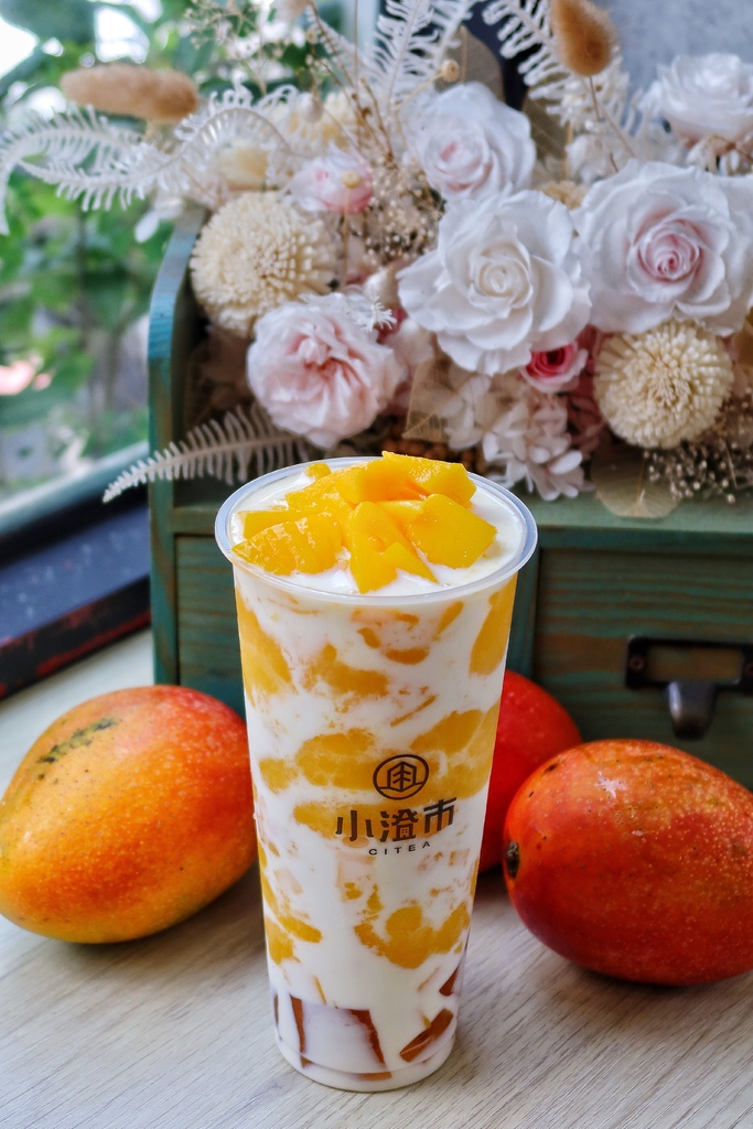 【台中手搖飲】小澄市鮮果茶飲 精誠店│太狂!! 爆量愛文芒果 台中澎湃系手搖飲│夏季新品發售 @混血珊莎的奇幻旅程