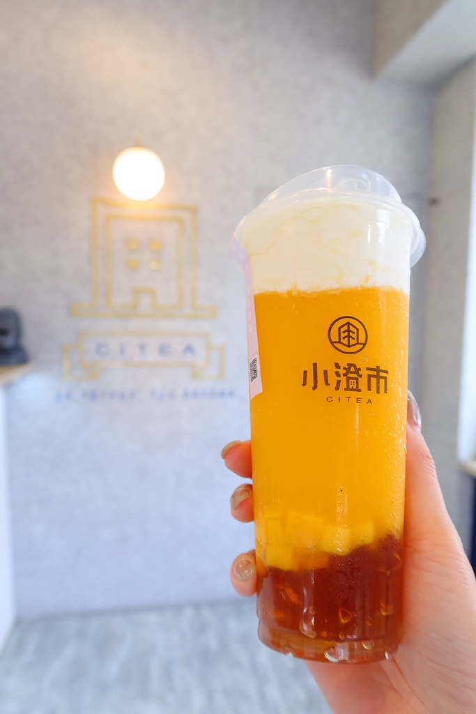 【台中手搖飲】小澄市鮮果茶飲 精誠店│太狂!! 爆量愛文芒果 台中澎湃系手搖飲│夏季新品發售 @混血珊莎的奇幻旅程