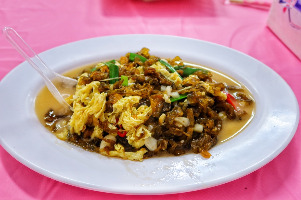 【阿興生魚片】必吃屏東百元超厚生魚片，老饕必點隱藏版龍蝦麵! @混血珊莎的奇幻旅程