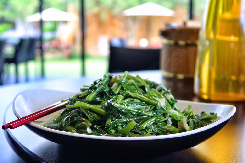 【竹山美食】饗富滬川台菜窯烤雞，現點現烤皮脆肉多汁，竹山甕仔雞推薦! @混血珊莎的奇幻旅程