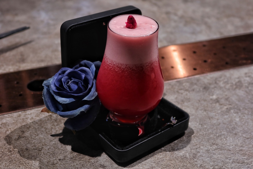 【國父紀念館酒吧】隱士餐酒館The Hermit Bistro，中西式創意料理搭配特色調酒，捷運國父紀念館站人氣餐廳 @混血珊莎的奇幻旅程