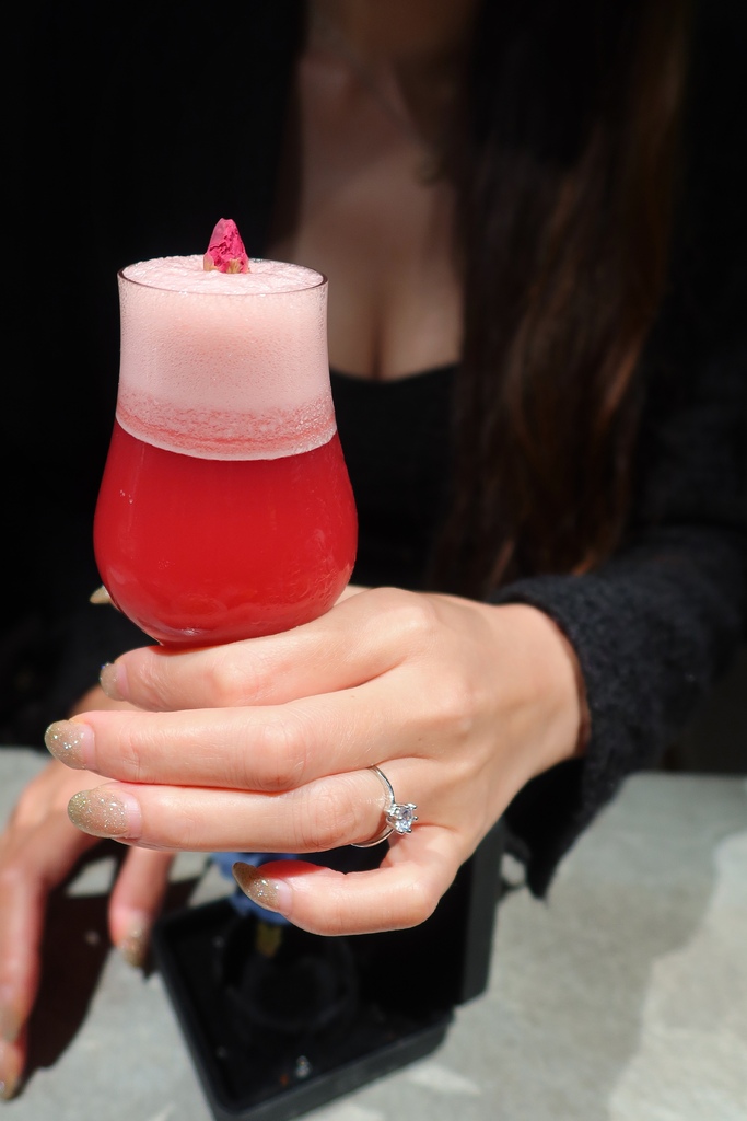 【國父紀念館酒吧】隱士餐酒館The Hermit Bistro，中西式創意料理搭配特色調酒，捷運國父紀念館站人氣餐廳 @混血珊莎的奇幻旅程