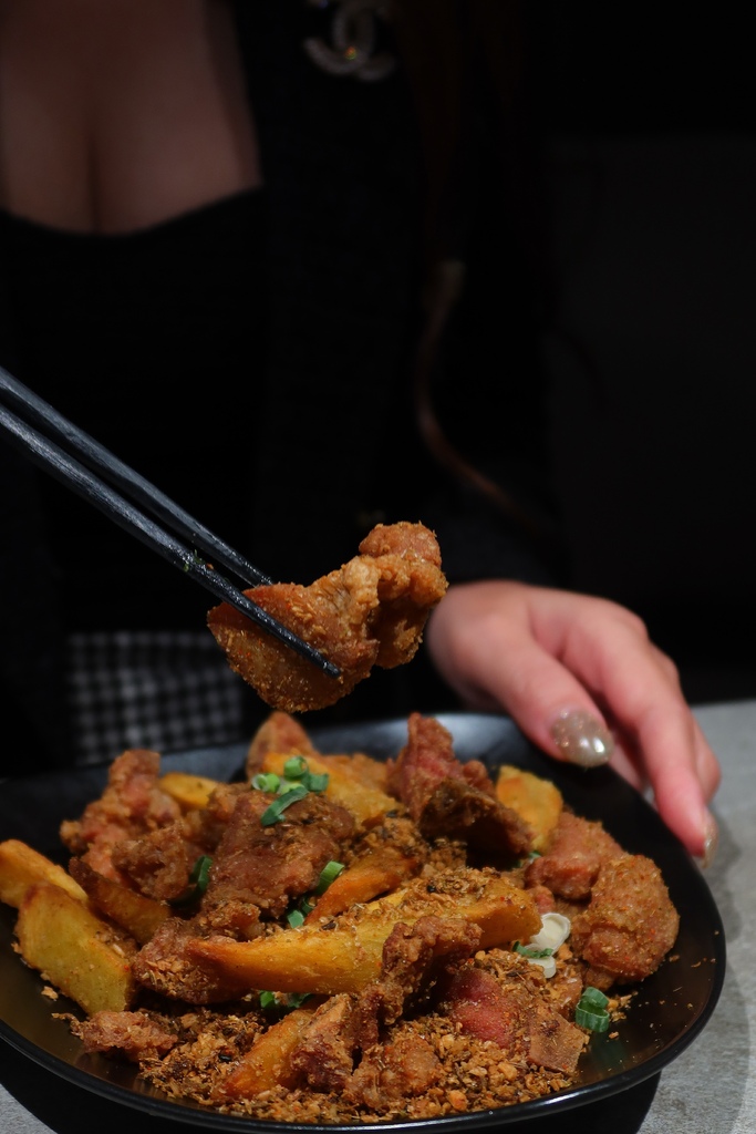 【國父紀念館酒吧】隱士餐酒館The Hermit Bistro，中西式創意料理搭配特色調酒，捷運國父紀念館站人氣餐廳 @混血珊莎的奇幻旅程