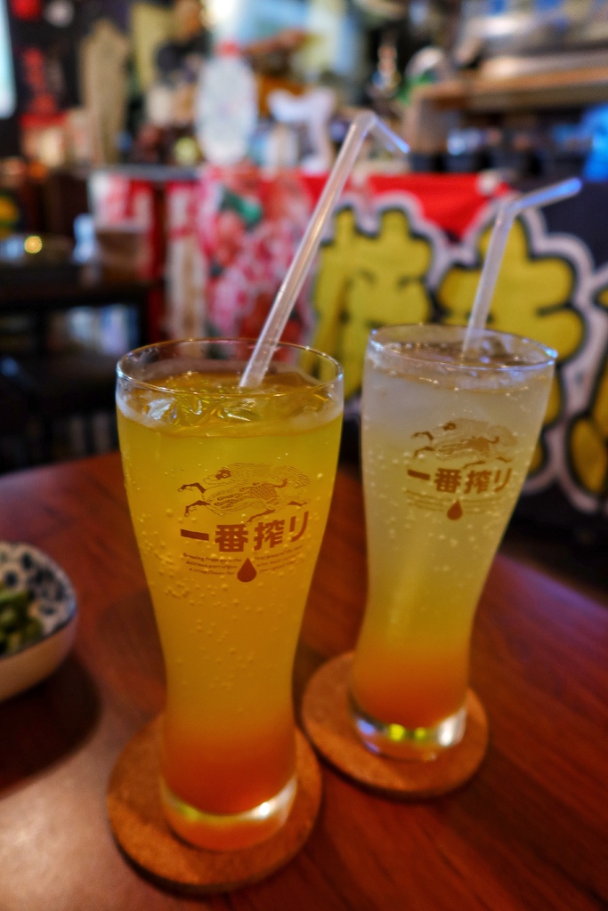 【南京三民美食】慶祝日式串燒居酒屋，必吃美味一夜干，鹽烤大草蝦鮮甜又Q彈 @混血珊莎的奇幻旅程