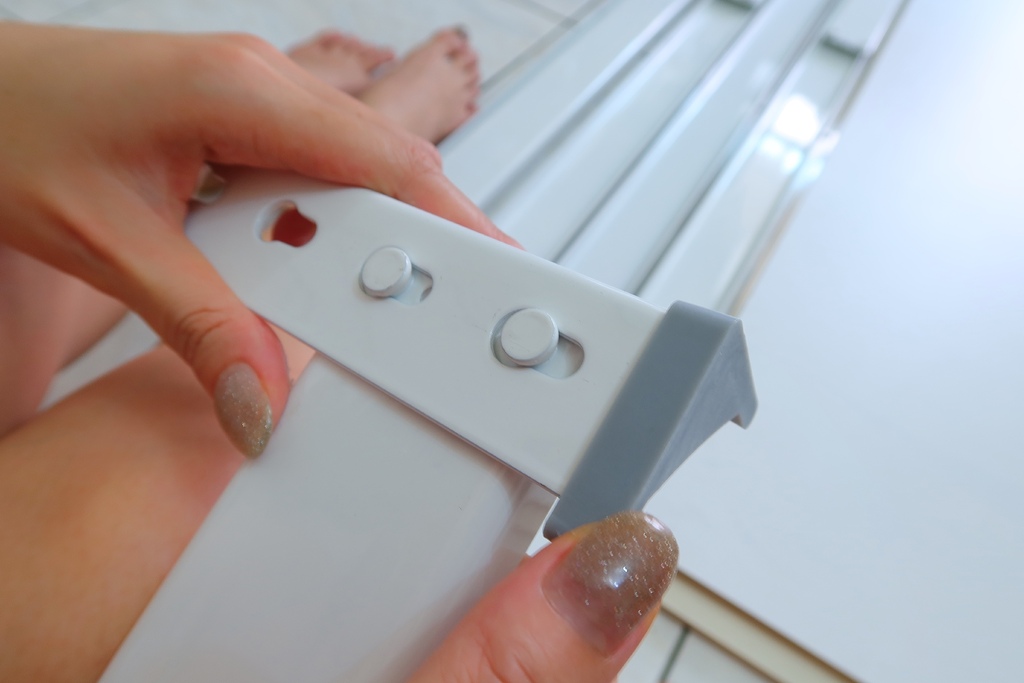 【角鋼電視櫃】空間特工ciazhan│白色工業風免螺絲角鋼電視櫃 耐重抗震很安心│免工具安裝 女生也能輕易上手! @混血珊莎的奇幻旅程