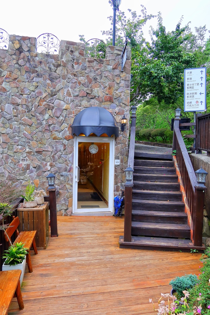 【清境佛羅倫斯渡假山莊】華麗風城堡住宿，享受偽出國浪漫情調! @混血珊莎的奇幻旅程