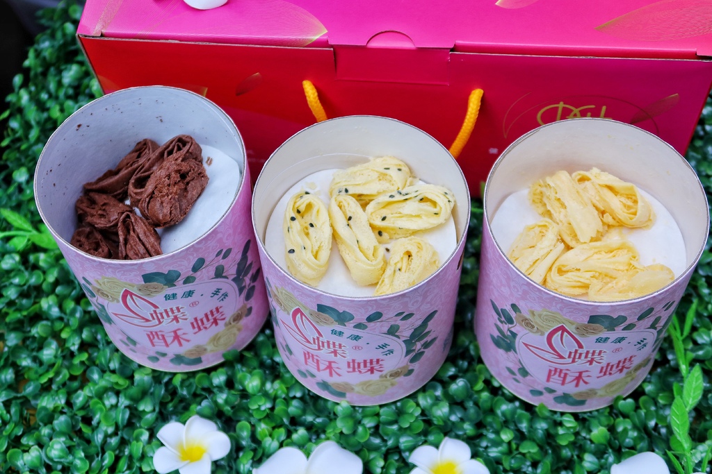 【餅乾開箱】38熊蝶蝶酥│手工蛋捲/年節禮盒/團購美食/宅配美食│台北伴手禮推薦 @混血珊莎的奇幻旅程