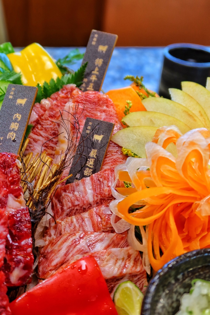 【國父紀念館燒肉】京昌園日本本格燒肉餐廳，必吃夢幻日本黑毛和牛，入口即化超銷魂! @混血珊莎的奇幻旅程