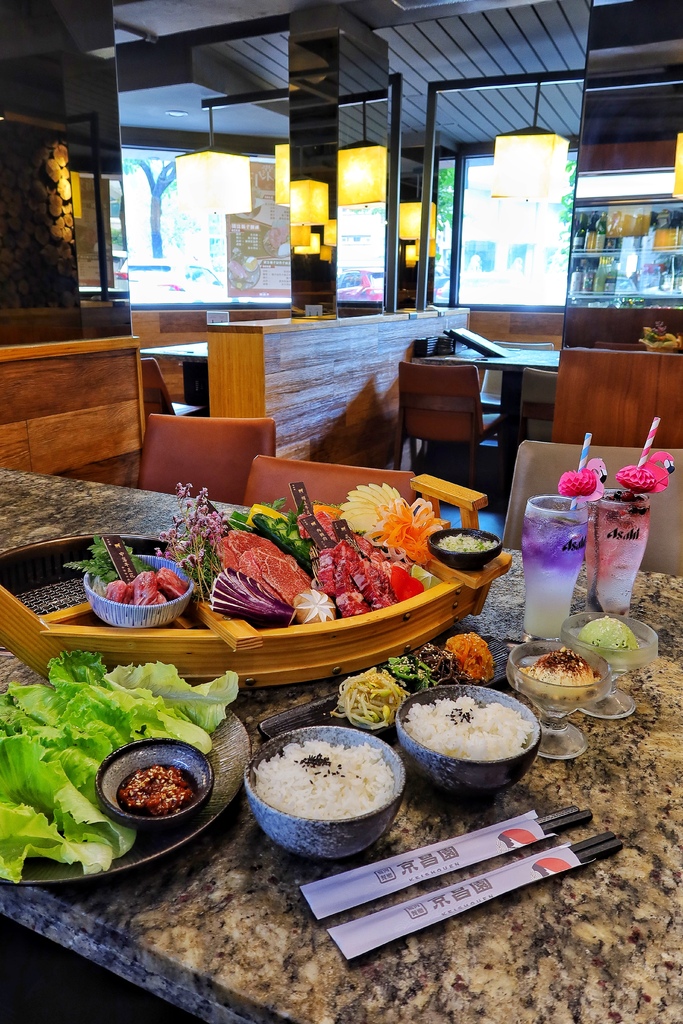 【國父紀念館燒肉】京昌園日本本格燒肉餐廳，必吃夢幻日本黑毛和牛，入口即化超銷魂! @混血珊莎的奇幻旅程