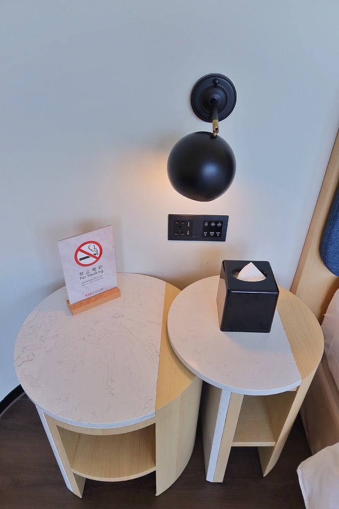 【板橋傑仕堡】傑仕堡有氧酒店，飽覽城市高樓美景，頂樓還有日式景觀湯屋! @混血珊莎的奇幻旅程