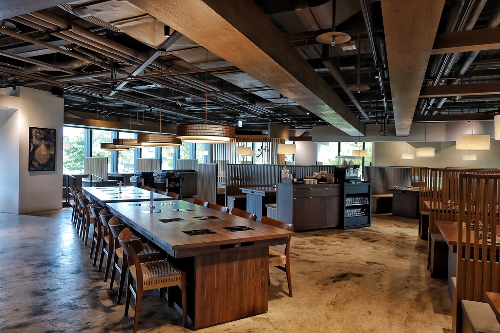 【板橋傑仕堡】傑仕堡有氧酒店，飽覽城市高樓美景，頂樓還有日式景觀湯屋! @混血珊莎的奇幻旅程