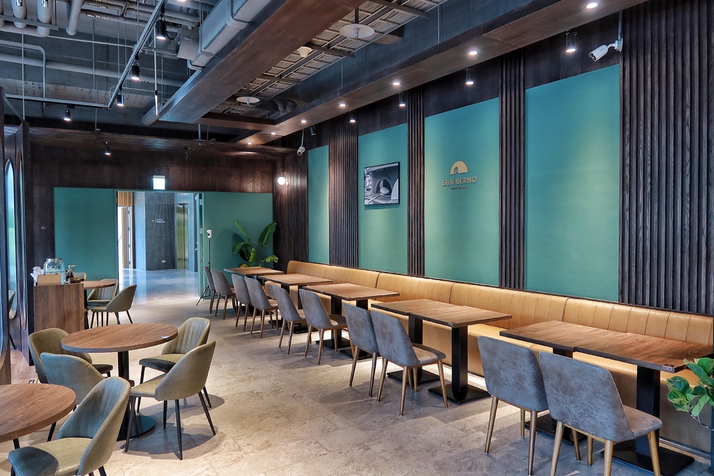 【板橋傑仕堡】傑仕堡有氧酒店，飽覽城市高樓美景，頂樓還有日式景觀湯屋! @混血珊莎的奇幻旅程