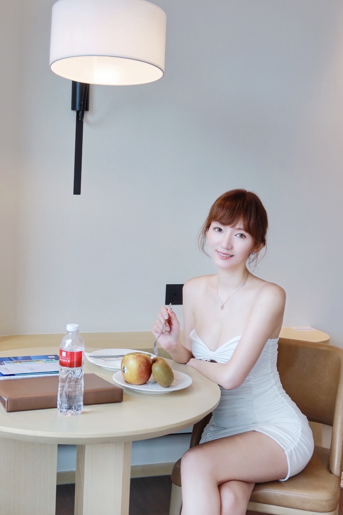 【板橋傑仕堡】傑仕堡有氧酒店，飽覽城市高樓美景，頂樓還有日式景觀湯屋! @混血珊莎的奇幻旅程