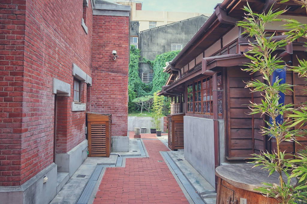 【梧棲住宿】梧棲文化出張所，日式古蹟民宿， 2 人就能包棟，日式浴衣體驗! @混血珊莎的奇幻旅程