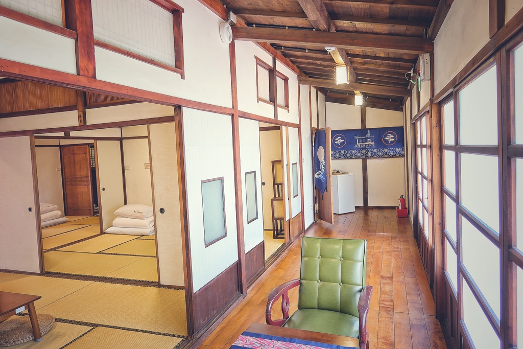 【梧棲住宿】梧棲文化出張所，日式古蹟民宿， 2 人就能包棟，日式浴衣體驗! @混血珊莎的奇幻旅程