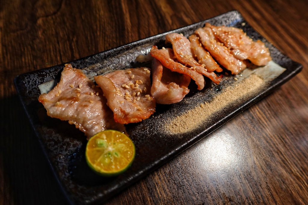 【板橋居酒屋】老串角居酒屋江翠店，網評4.9星破萬評論，必吃銷魂蔥鹽牛舌，招牌午仔魚一夜干! @混血珊莎的奇幻旅程