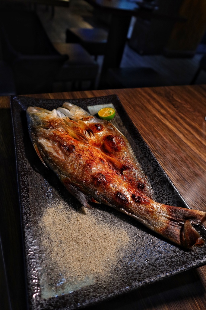 【板橋居酒屋】老串角居酒屋江翠店，網評4.9星破萬評論，必吃銷魂蔥鹽牛舌，招牌午仔魚一夜干! @混血珊莎的奇幻旅程