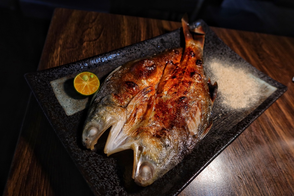 【板橋居酒屋】老串角居酒屋江翠店，網評4.9星破萬評論，必吃銷魂蔥鹽牛舌，招牌午仔魚一夜干! @混血珊莎的奇幻旅程