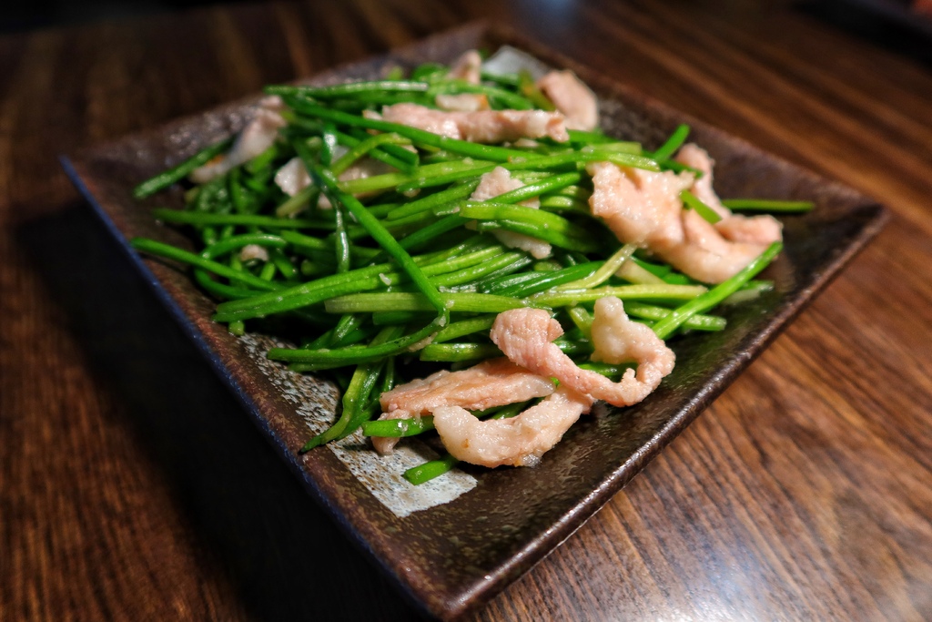 【板橋居酒屋】老串角居酒屋江翠店，網評4.9星破萬評論，必吃銷魂蔥鹽牛舌，招牌午仔魚一夜干! @混血珊莎的奇幻旅程
