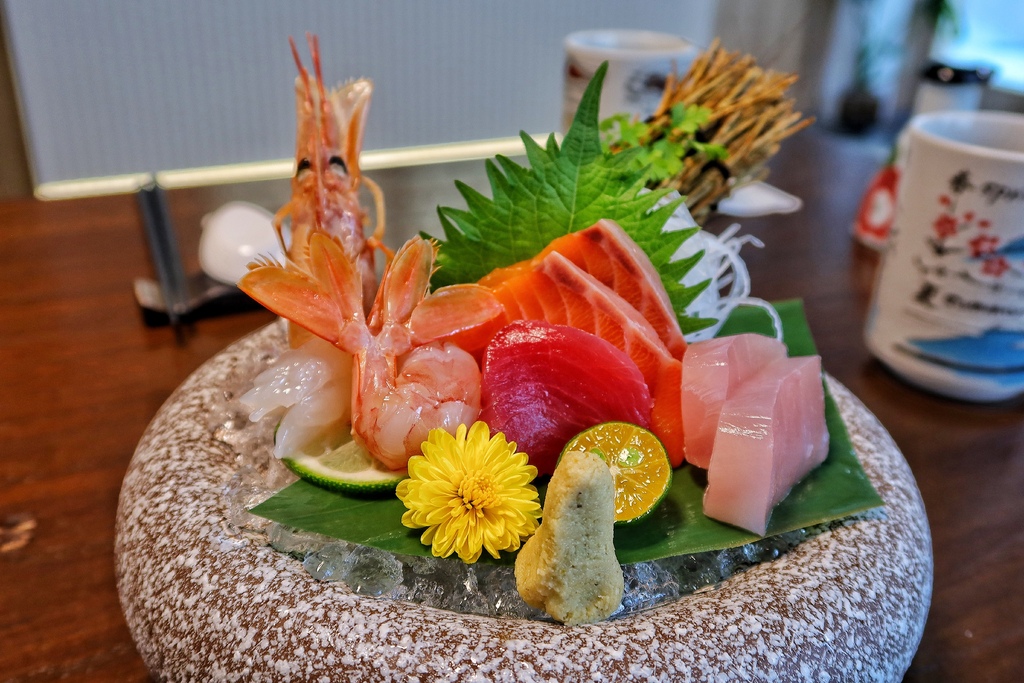 【台中日料】千汌日本料理 にほんりょうり 獨棟日式洋房高級日料附雅緻包廂! @混血珊莎的奇幻旅程