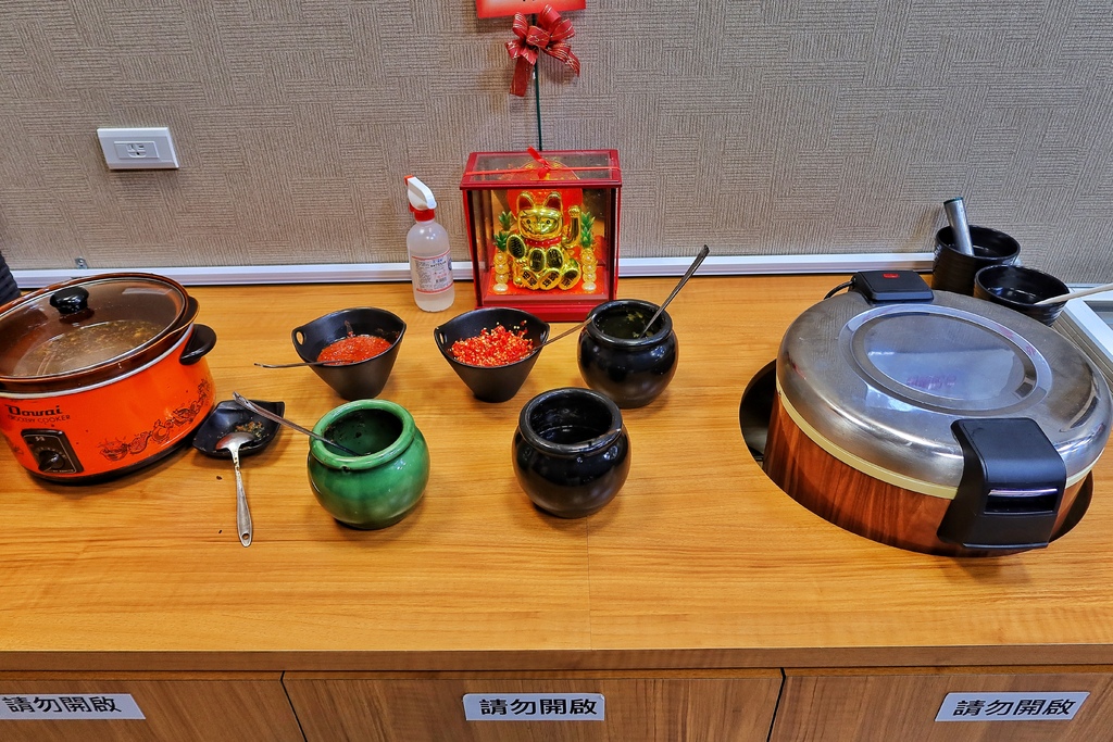 【冬山火鍋】熊飽鍋物冬山店，超可愛泰迪熊主題鍋物，平價宜蘭小火鍋 @混血珊莎的奇幻旅程