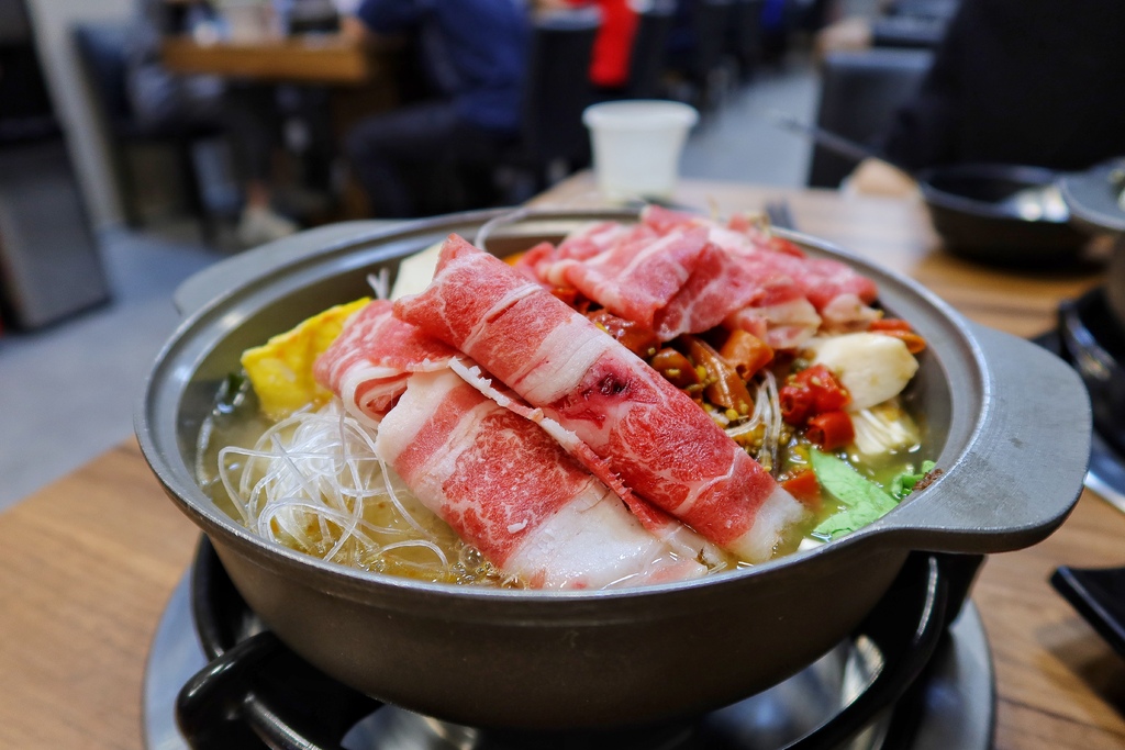 【冬山火鍋】熊飽鍋物冬山店，超可愛泰迪熊主題鍋物，平價宜蘭小火鍋 @混血珊莎的奇幻旅程