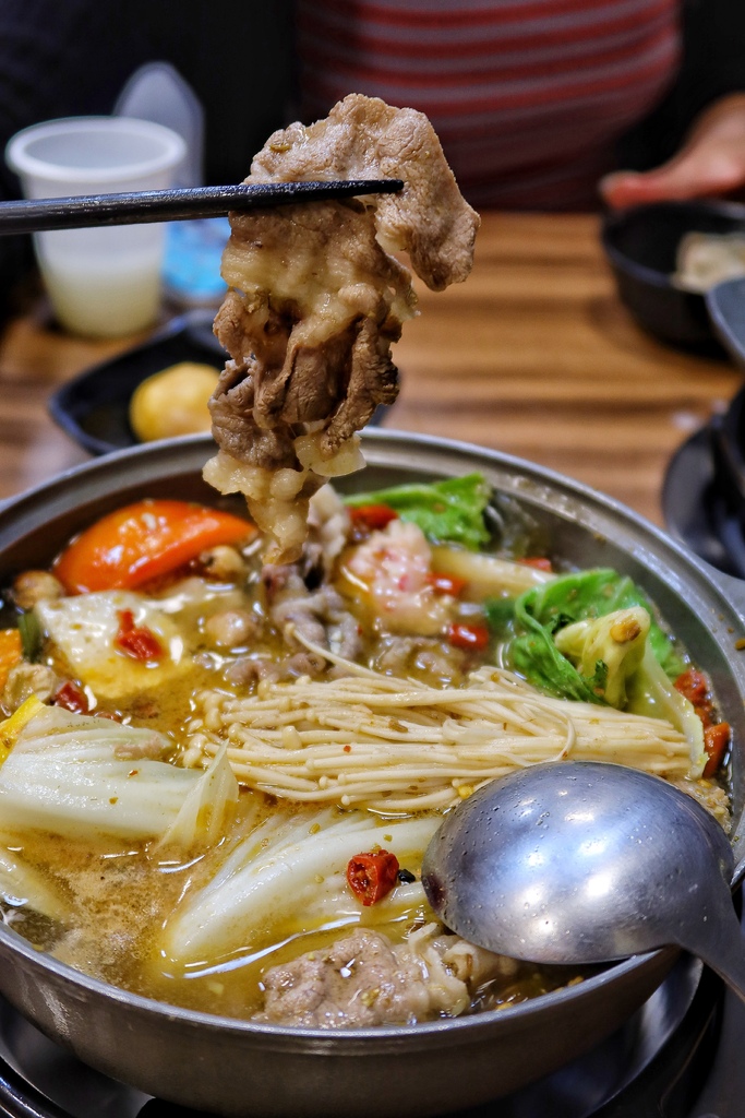 【冬山火鍋】熊飽鍋物冬山店，超可愛泰迪熊主題鍋物，平價宜蘭小火鍋 @混血珊莎的奇幻旅程