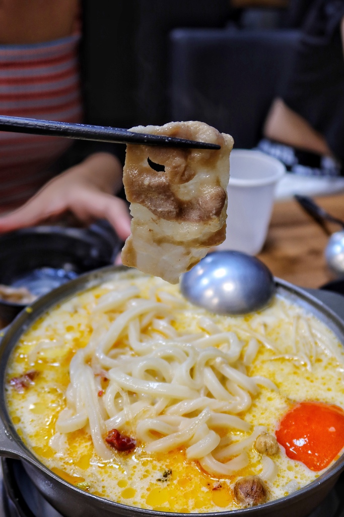 【冬山火鍋】熊飽鍋物冬山店，超可愛泰迪熊主題鍋物，平價宜蘭小火鍋 @混血珊莎的奇幻旅程