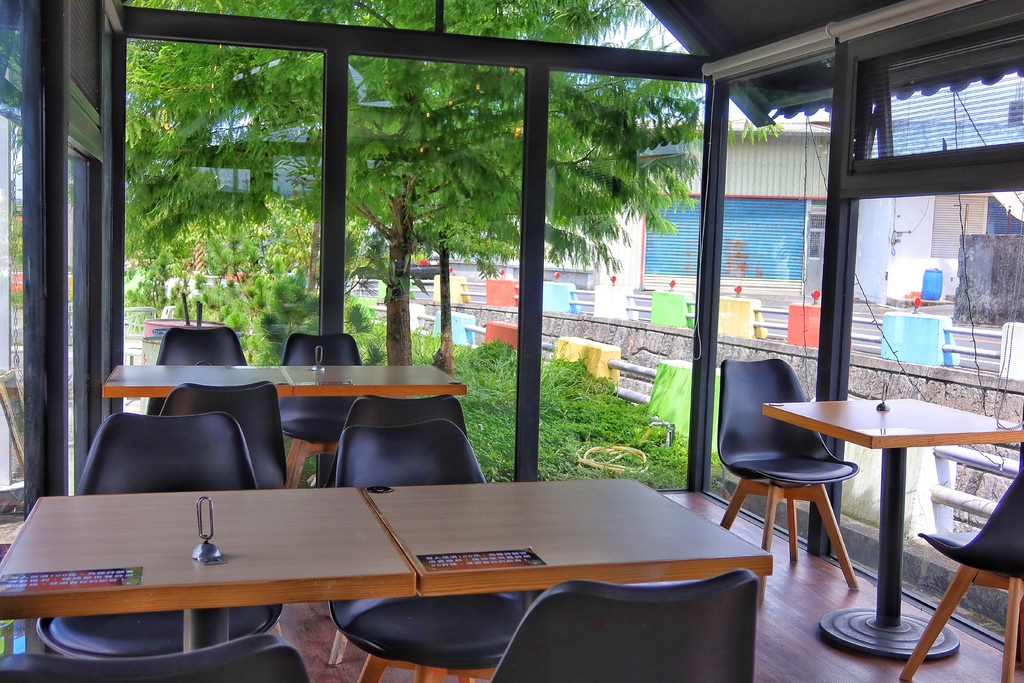 【宜蘭冬山美食】老司G Tea&#038;Coffee 玻璃屋咖啡廳 結合復古工業風+親子遊戲區 @混血珊莎的奇幻旅程