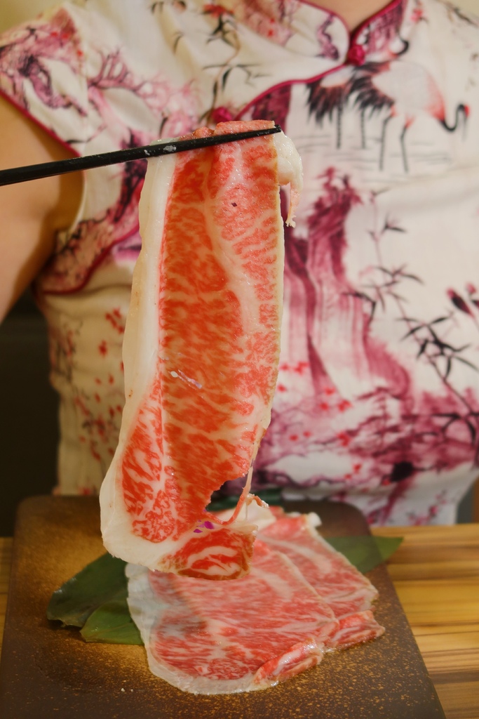【金門旅遊】「金門贈點好玩 Iponts」 吃喝玩樂通通有 聰明省錢暢玩金門，最新玩法租古裝旗袍遊景點，拍出古風感網美照! @混血珊莎的奇幻旅程